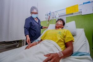 ¡LE CAMBIARON LA VIDA! HOSPITAL DE MONTERO LOGRA CIRUGÍA HISTÓRICA CON IMPRESIÓN 3D
